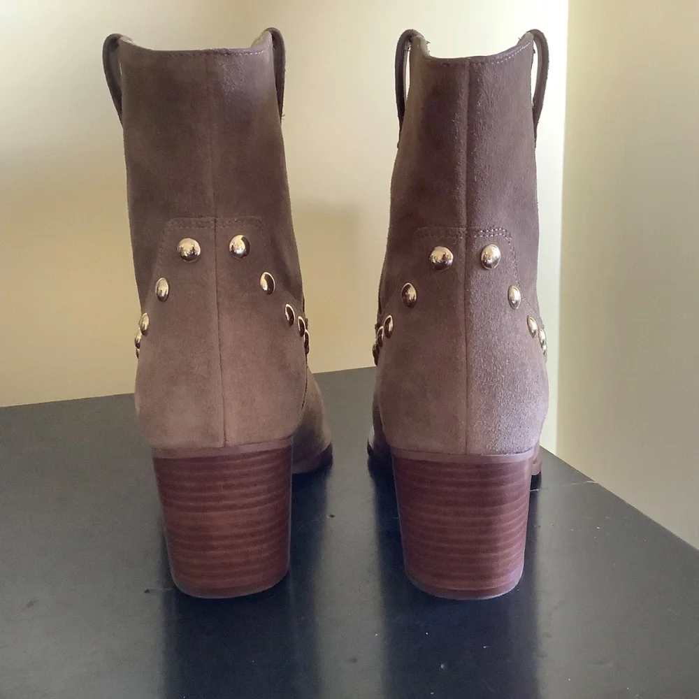Coach Pauline Suede Bootie Western Style Coconut SZ 9 NWOT